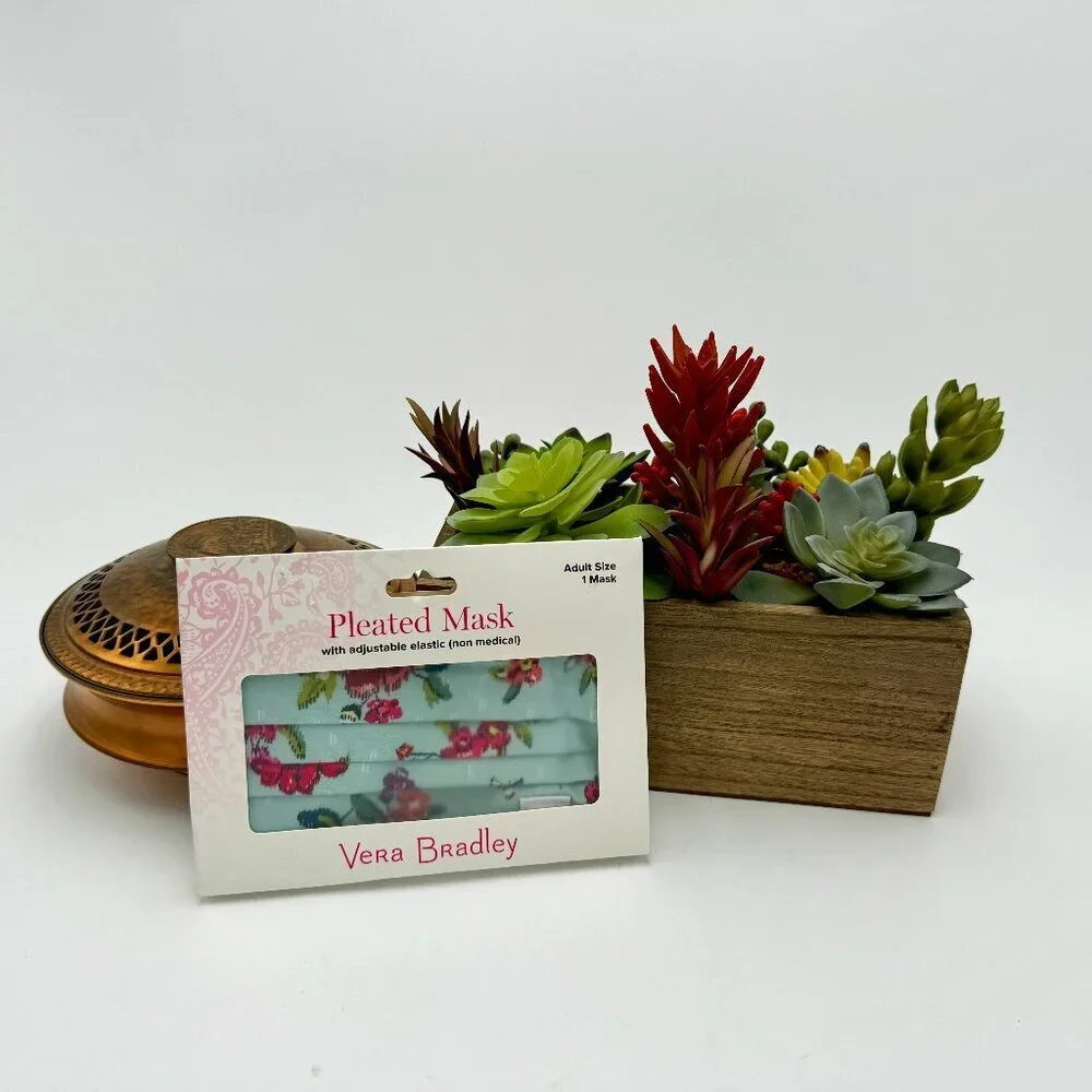 NWT Vera Bradley Cloth Mask - Water Bouquet Pattern